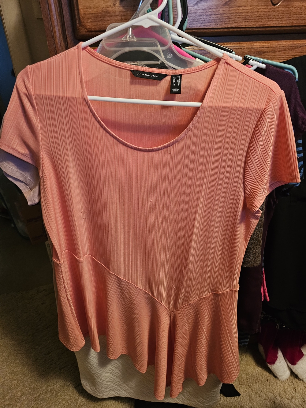 H by Halston Peach Ribbed Peplum Short-Sleeve Tunic